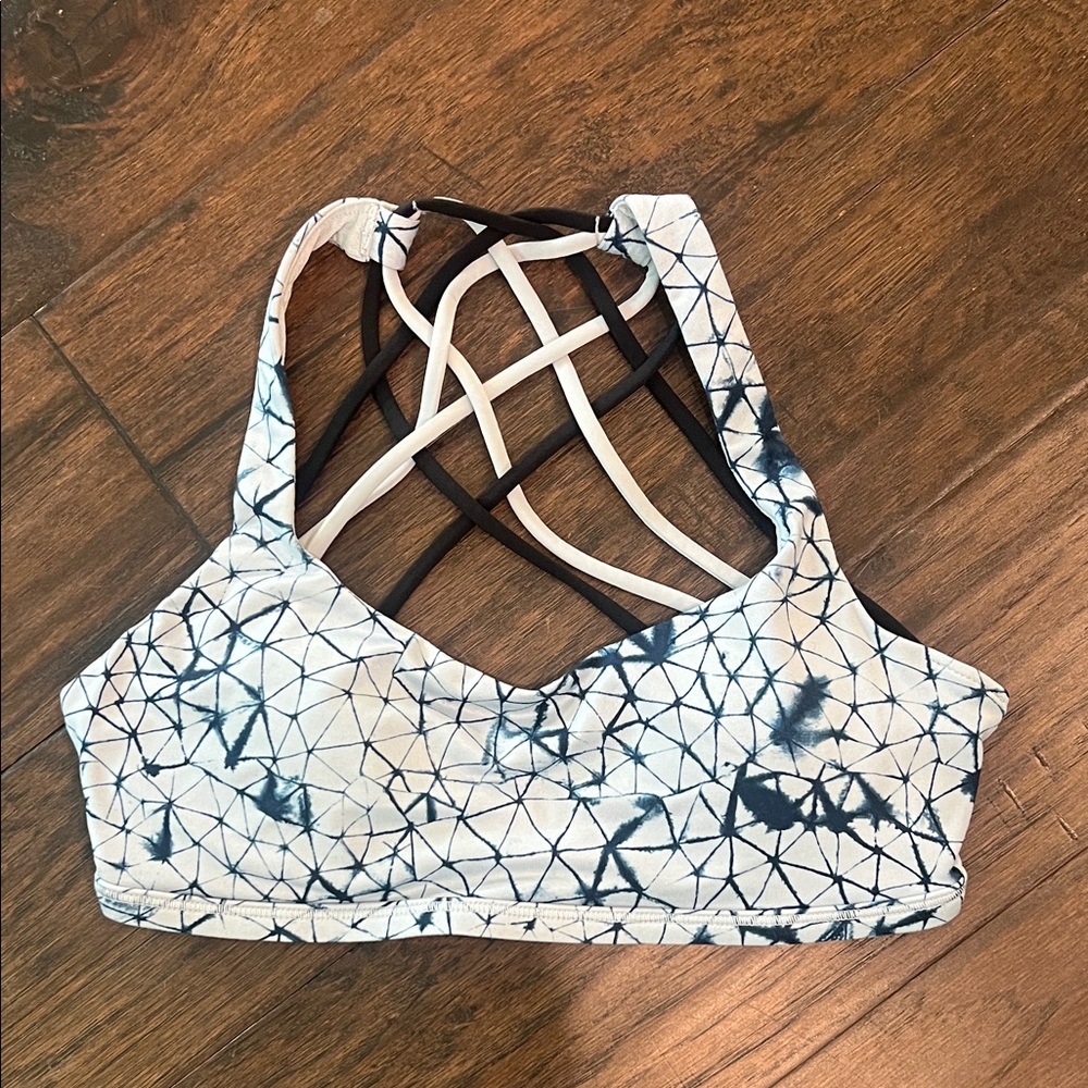 Lululemon athletica Blue Geometric Bra 4
